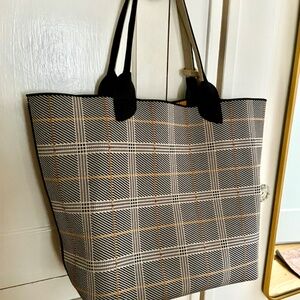 Rothy's The Lightweight Tote - Black Glen Plaid